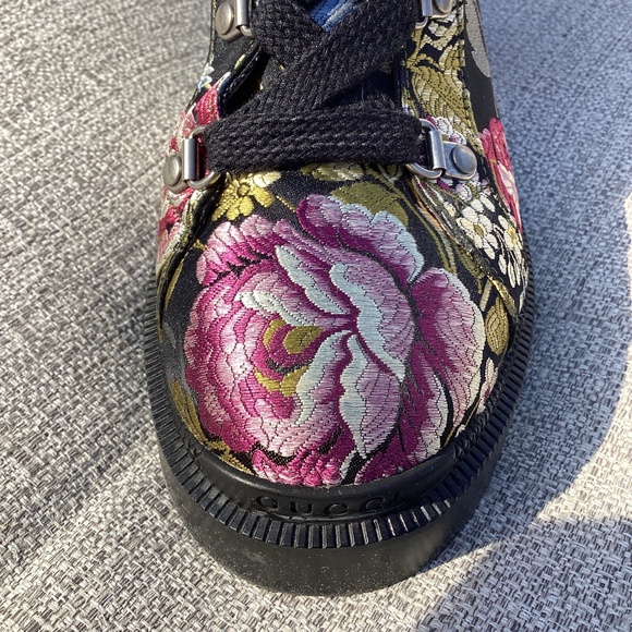 Gucci floral boot - Picture 3 of 16